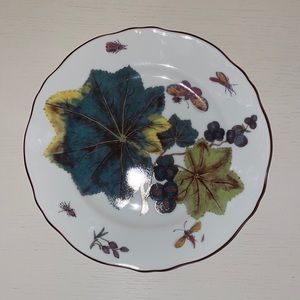 Colonial Williamsburg Historic Museum Collection Chelsea Grape Leaf Plate
